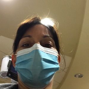 Meet your Posher, Mona